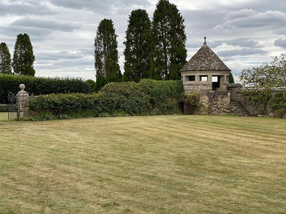 The Manor Stables Vila Sturminster Newton Exterior foto